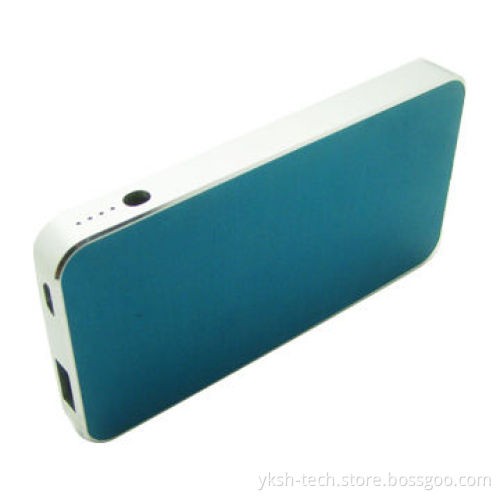 Power bank for iPhone 4, 4600mAh, comes in blue